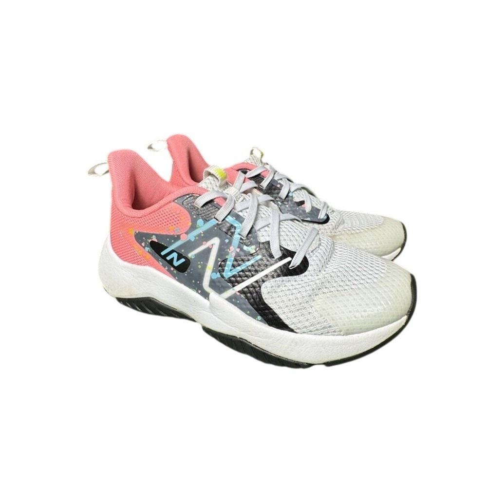 New Balance Rave Run V2 Grey Black Pink Kids Running Shoes GKRAVKP2 Size 3.5Y